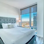 Luxury Apt With City Views