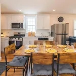 Apartment 30-3 - 3br - Cozy Near Franklin Park Zoo