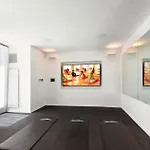 South End Superior 1 Bedroom Suite