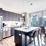 Luxury With Balcony In Seaport * Boston