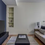 Back Bay 1Br W Gym Wd Nr Shopping Bos-925