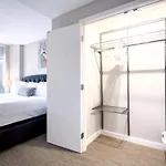 Modern With Water Views Apartment *