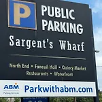 Beautiful 3br 3ba Duplex Parking Location *