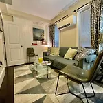 Beautiful 3Br 3Ba Duplex Parking Best Location Boston