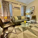 Apartment Beautiful 3br 3ba Duplex Parking Location