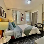 Beautiful 3br 3ba Duplex Parking Location * Boston