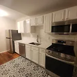 Charming 2-Bedroom Apartment In The Historic Bunker Hill Area Of Boston