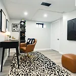 Modern Single Family Minutes From Hill * Boston