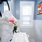 Apartment 14b-newly Renovated, Uniquely Decorated Boston