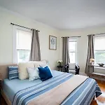 Apartment 14b-newly Renovated, Uniquely Decorated *