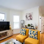 14b-newly Renovated, Uniquely Decorated * Boston