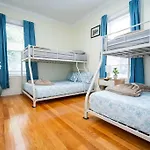 Apartment 14b-newly Renovated, Uniquely Decorated *