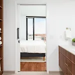 Apartment Back-bay Upscale Penthouse W Roof-top