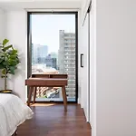 Back-bay Upscale Penthouse W Roof-top Apartment Boston