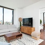 Apartment Back-bay Upscale Penthouse W Roof-top *