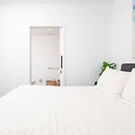Apartment Back-bay Upscale Penthouse W Roof-top Boston