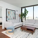 Apartment Back-bay Upscale Penthouse W Roof-top
