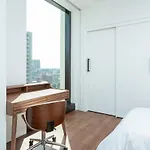 Apartment Back-bay 2br Penthouse W Roof And Gym