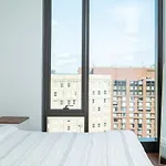 Apartment Back-bay 2br Penthouse W Roof And Gym