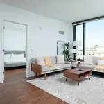 Back-bay 2br Penthouse W Roof And Gym Apartment *