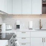 Back-bay 2br Penthouse W Roof And Gym Boston