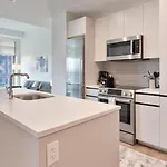 Luxury Downtown Seaport