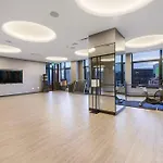 High-End 2Br 2Ba Unit In Seaport