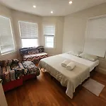 Charming 2-Bedroom Minutes From From Airport, Downtown Boston, Wifi, Laundry