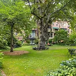 Enjoy Boston Private Patio On Montgomery Park