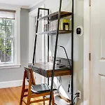 Walk To Constitution Beach: Mid-century Gem Boston