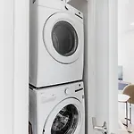 Blueground East Boston 2Bd Apartment Bos-1126