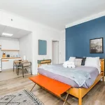 Apartment Furnished In Downtown Boston