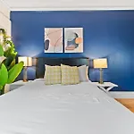 Apartment Furnished In Downtown *