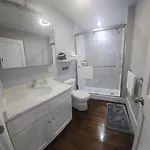 Brand New 4br House 20min Downtown