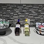 Brand New 4br House 20min Downtown *