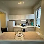 Apartment Cozy 1 Bed Near Medical Boston