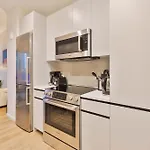 Luxury Heart Of Seaport Apartment *