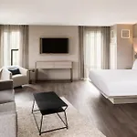 Ac By Marriott Cleveland Circle