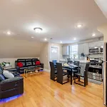 Comfortable 4Br Boston Home W Bathtub, Free Parking - Near Red Line & Zoo 2333