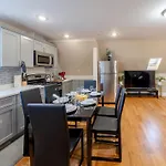 Comfortable 4Br Boston Home W Bathtub, Free Parking - Near Red Line & Zoo 2333