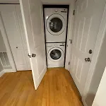Apartment Ultra Convenient Luxury In South With Private Parking Garage *