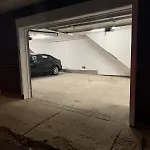 Ultra Convenient Luxury In South With Private Parking Garage Apartment *