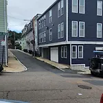 Apartment Ultra Convenient Luxury In South With Private Parking Garage *