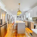 82 - 3br - Stylish Near Mbta