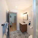 82 - 3br - Stylish Near Mbta Apartment *