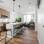 Luxury Furnished Near Logan Airport Apartment