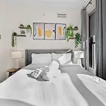 Apartment Furnished In Downtown Boston