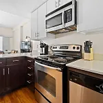 Apartment Furnished In Downtown Boston