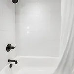 Luxury Furnished Near Logan Airport *