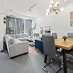 Furnished Loft Style In Southend * Boston